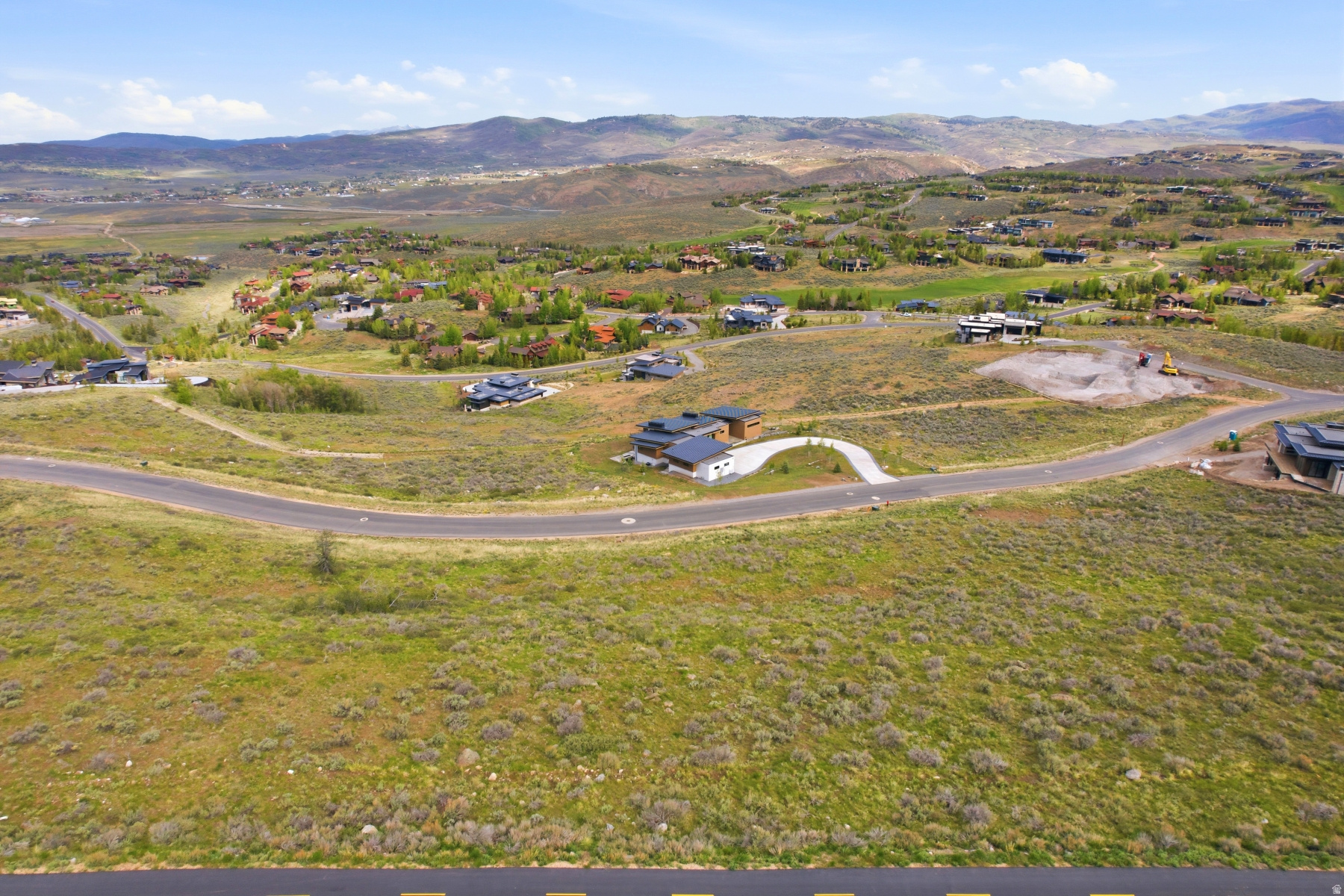 ELK RIDGE BLUFFS - Land