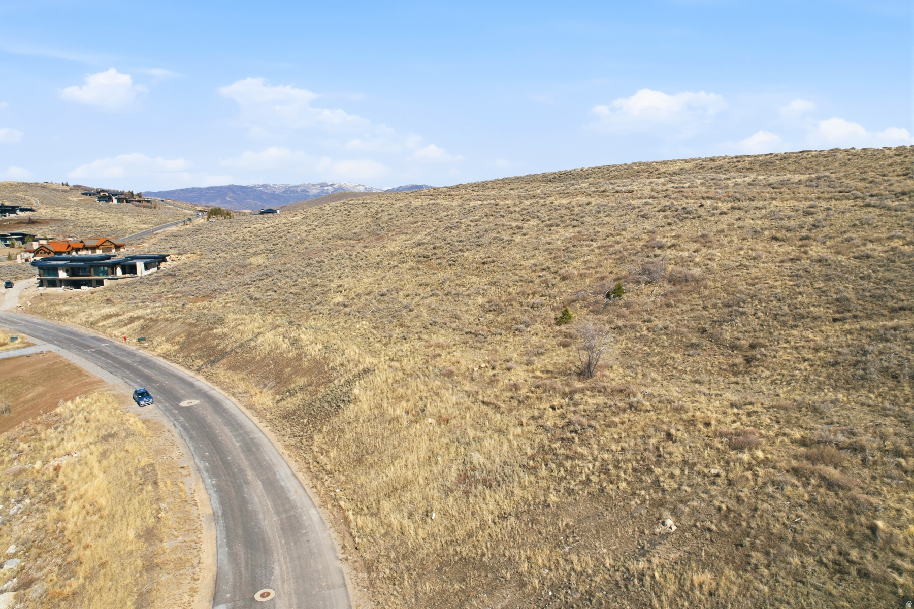 ELK RIDGE BLUFFS - Land