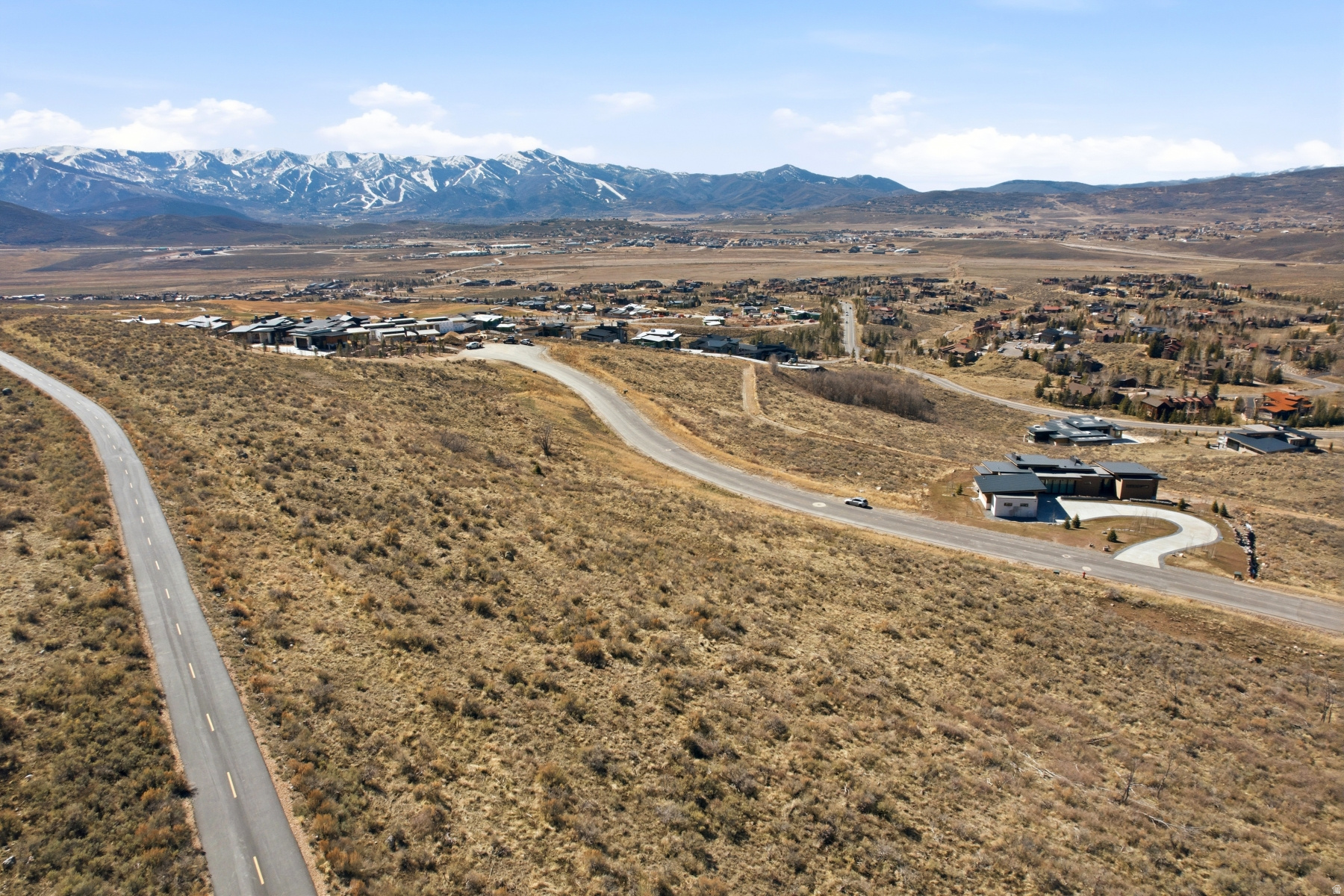ELK RIDGE BLUFFS - Land