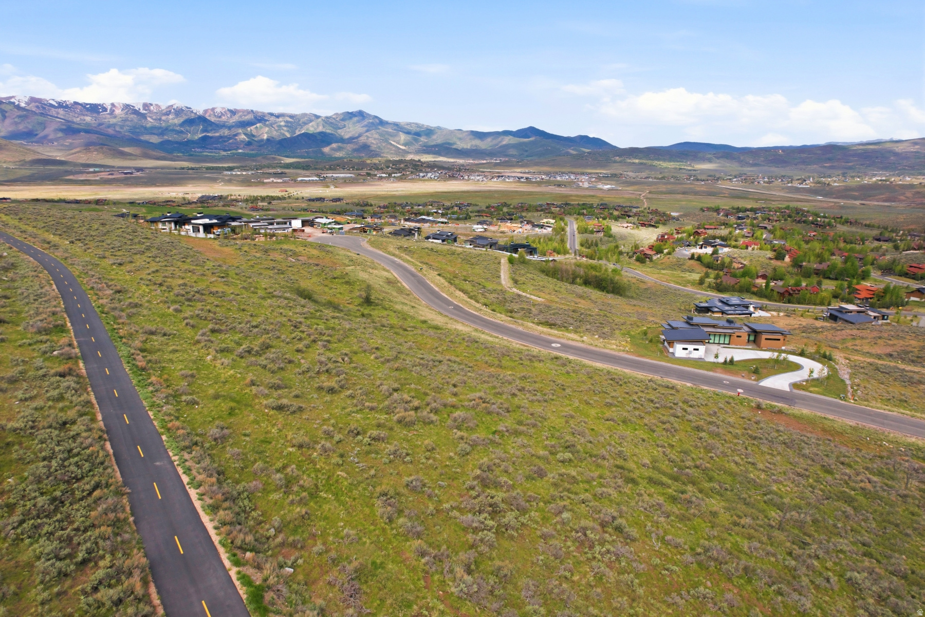 ELK RIDGE BLUFFS - Land