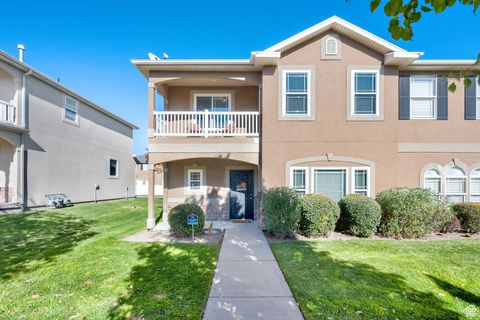 Photo of 5189 W DOVE CREEK LN LN S, West Jordan, UT 84084 (MLS # 2118698) Photo of 5189 W DOVE CREEK LN LN S, West Jordan, UT 84084 (MLS # 2118698)