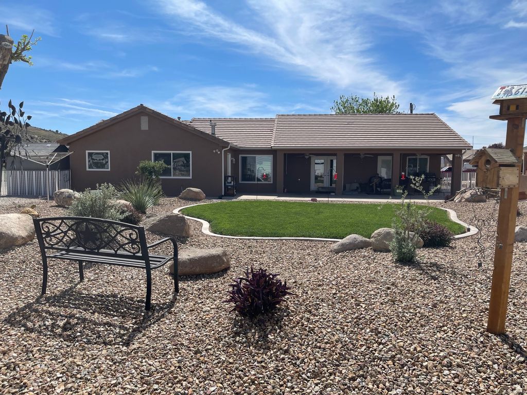 Photo of 95 E MULBERRY LN, Leeds, UT 84746 (MLS # 2152905)