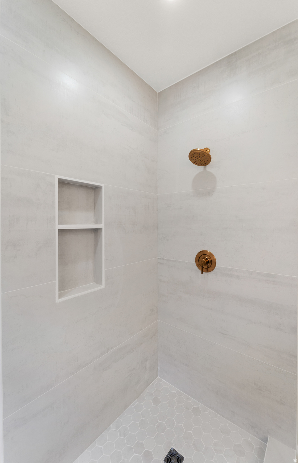 COTTAGES ON KIMBALLS LANE - Residential