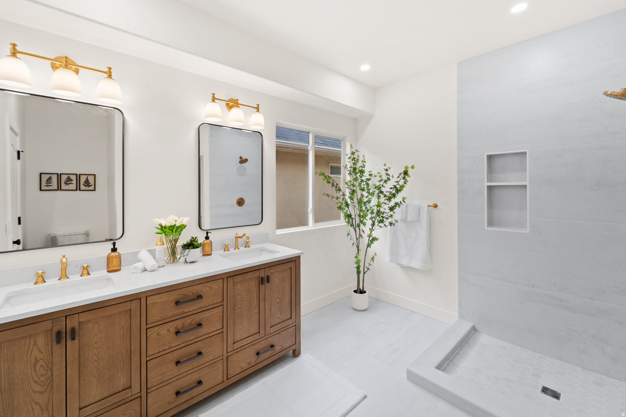 COTTAGES ON KIMBALLS LANE - Residential