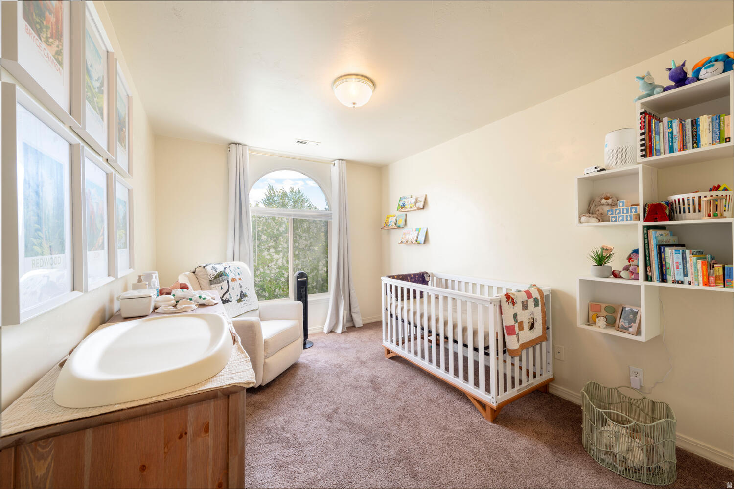 HILLCREST - Residential Income