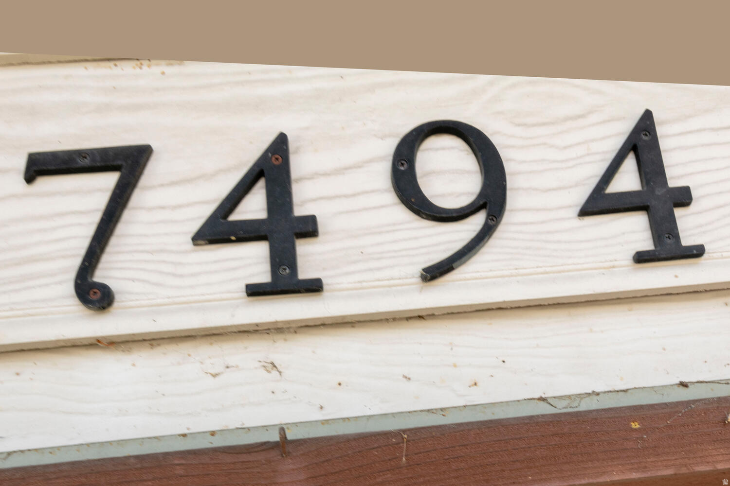 HILLCREST - Residential Income