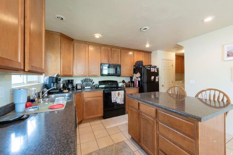Tiny photo for 7496 SOUTHCREST CIR, Midvale, UT 84047 (MLS # 2150994)
