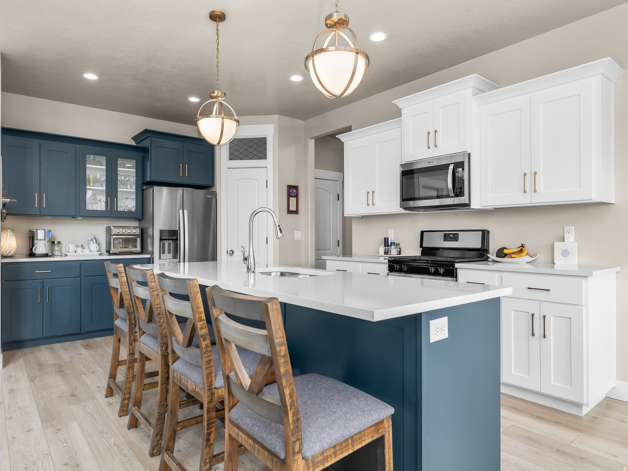 GLADSTIAN VIEW ESTATES - Residential