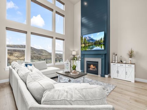 Tiny photo for 102 S ELK RIDGE DR, Elk Ridge, UT 84651 (MLS # 2153238)