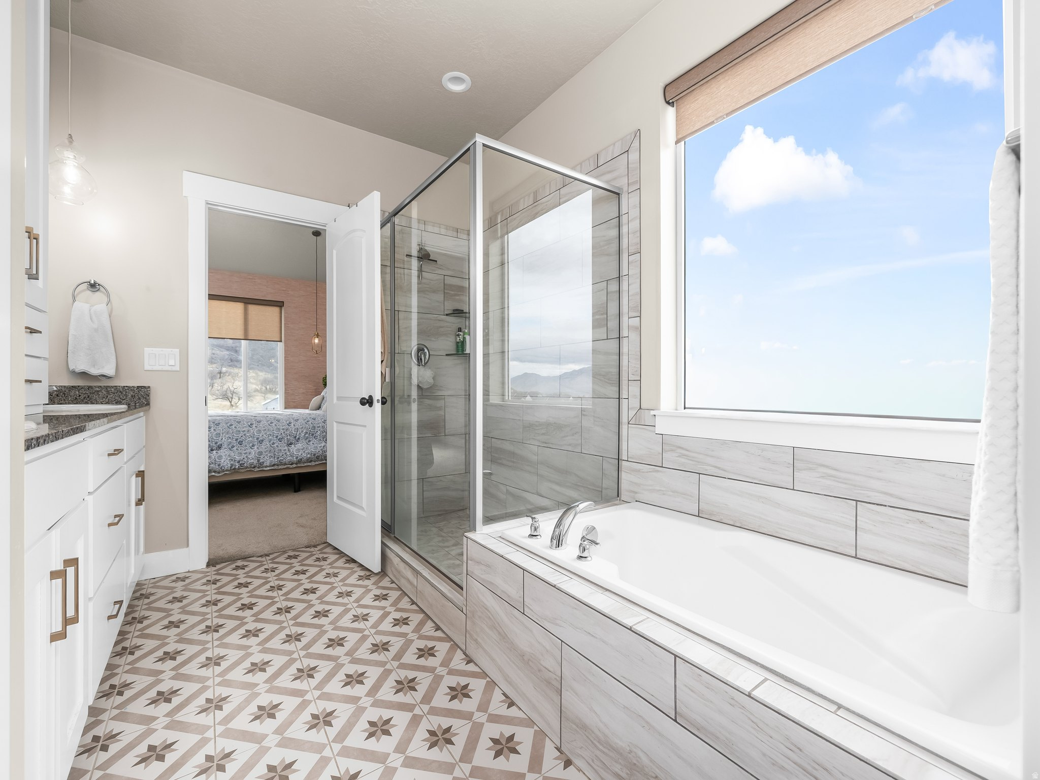 GLADSTIAN VIEW ESTATES - Residential