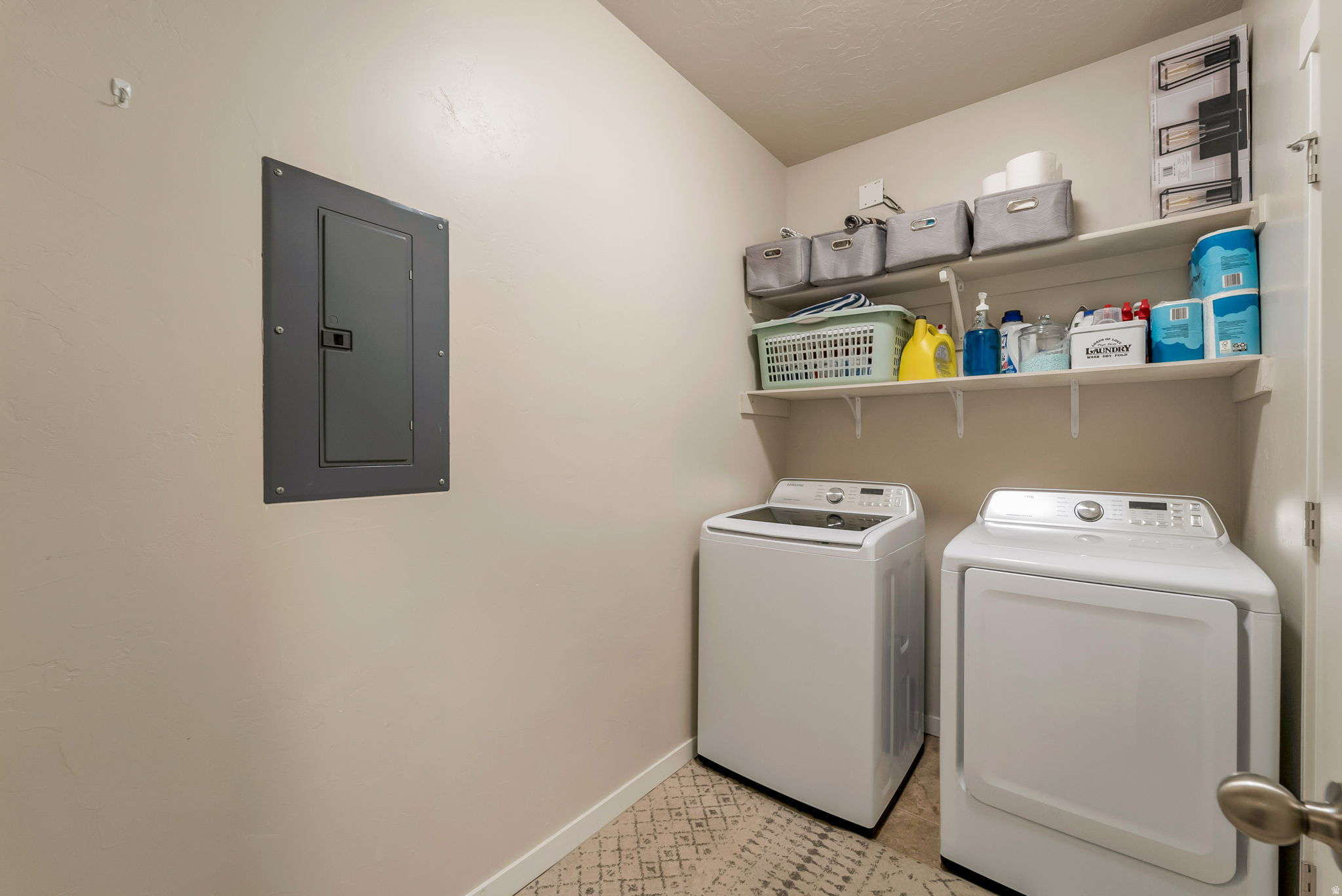 JORDAN RIDGE CONDOMINIUMS - Residential