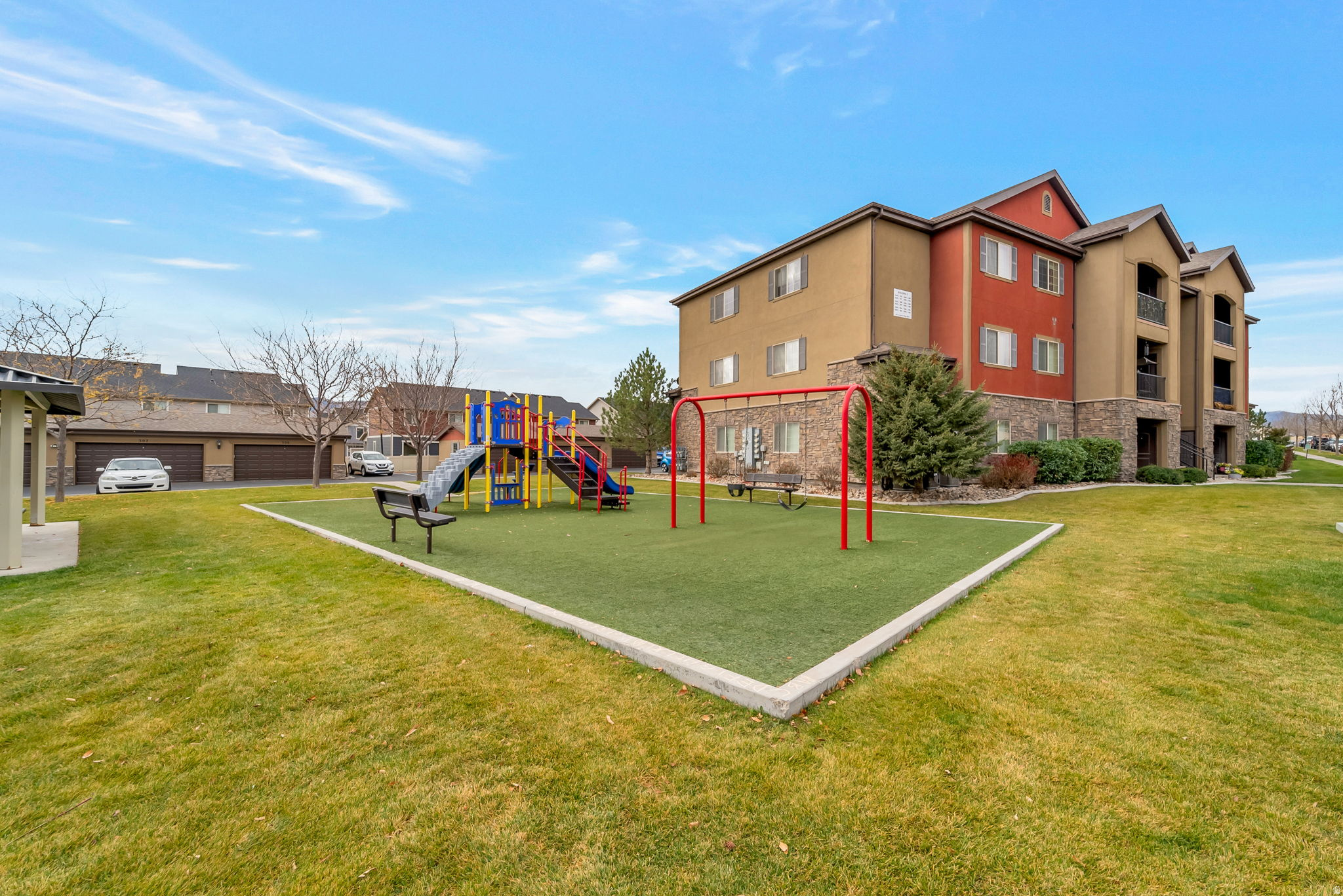 JORDAN RIDGE CONDOMINIUMS - Residential