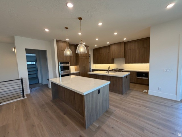 SIX STREET COTTAGES - Residential