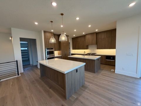 Tiny photo for 636 E VANDALAY LN S, Draper, UT 84020 (MLS # 2151687)