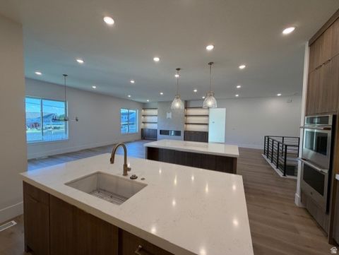 Tiny photo for 636 E VANDALAY LN S, Draper, UT 84020 (MLS # 2151687)