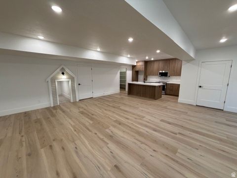 Tiny photo for 636 E VANDALAY LN S, Draper, UT 84020 (MLS # 2151687)