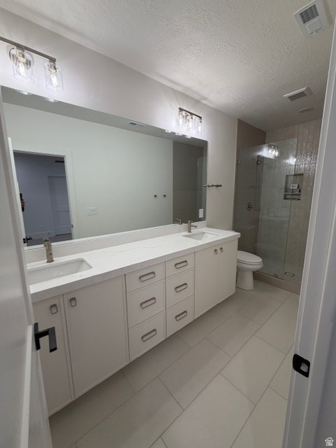 SIX STREET COTTAGES - Residential