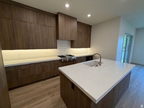 Tiny photo for 636 E VANDALAY LN S, Draper, UT 84020 (MLS # 2151687)