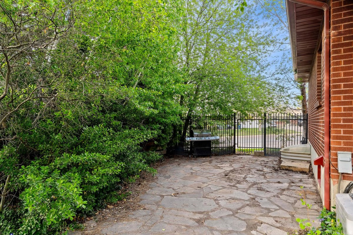 SUNSET DALE - Residential