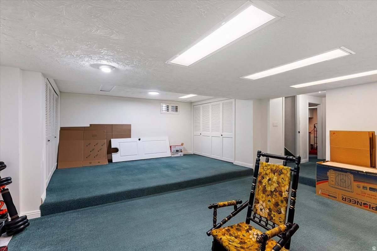 SUNSET DALE - Residential