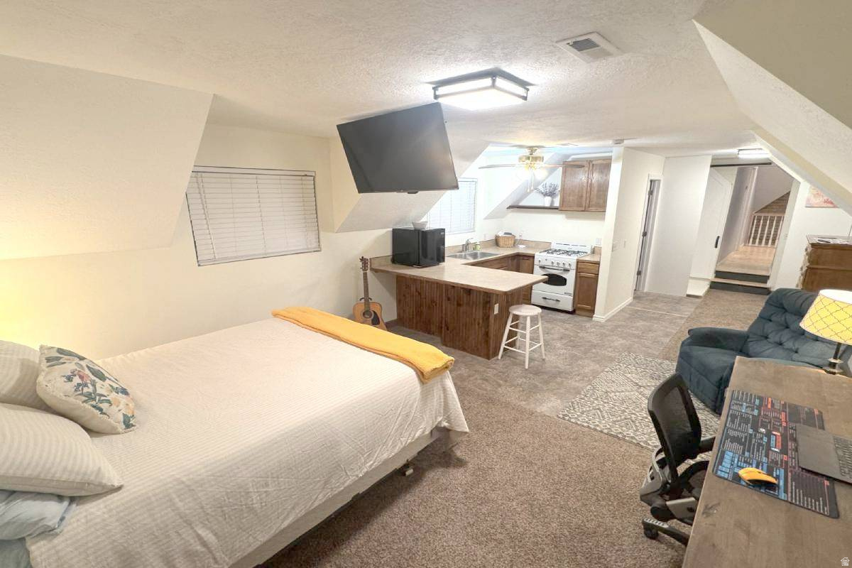 EPHRAIM - Residential