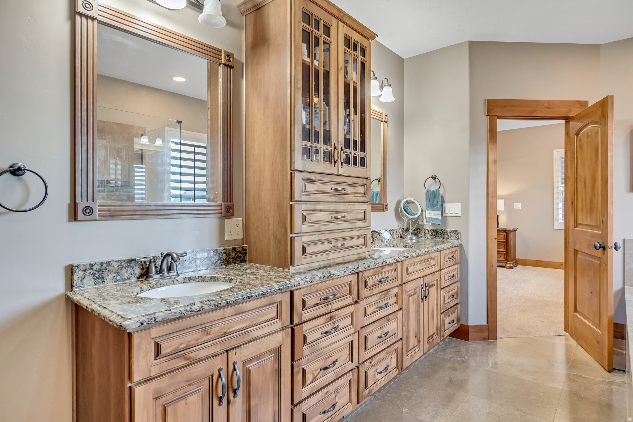 MAPLETON HIGHLANDS - Residential