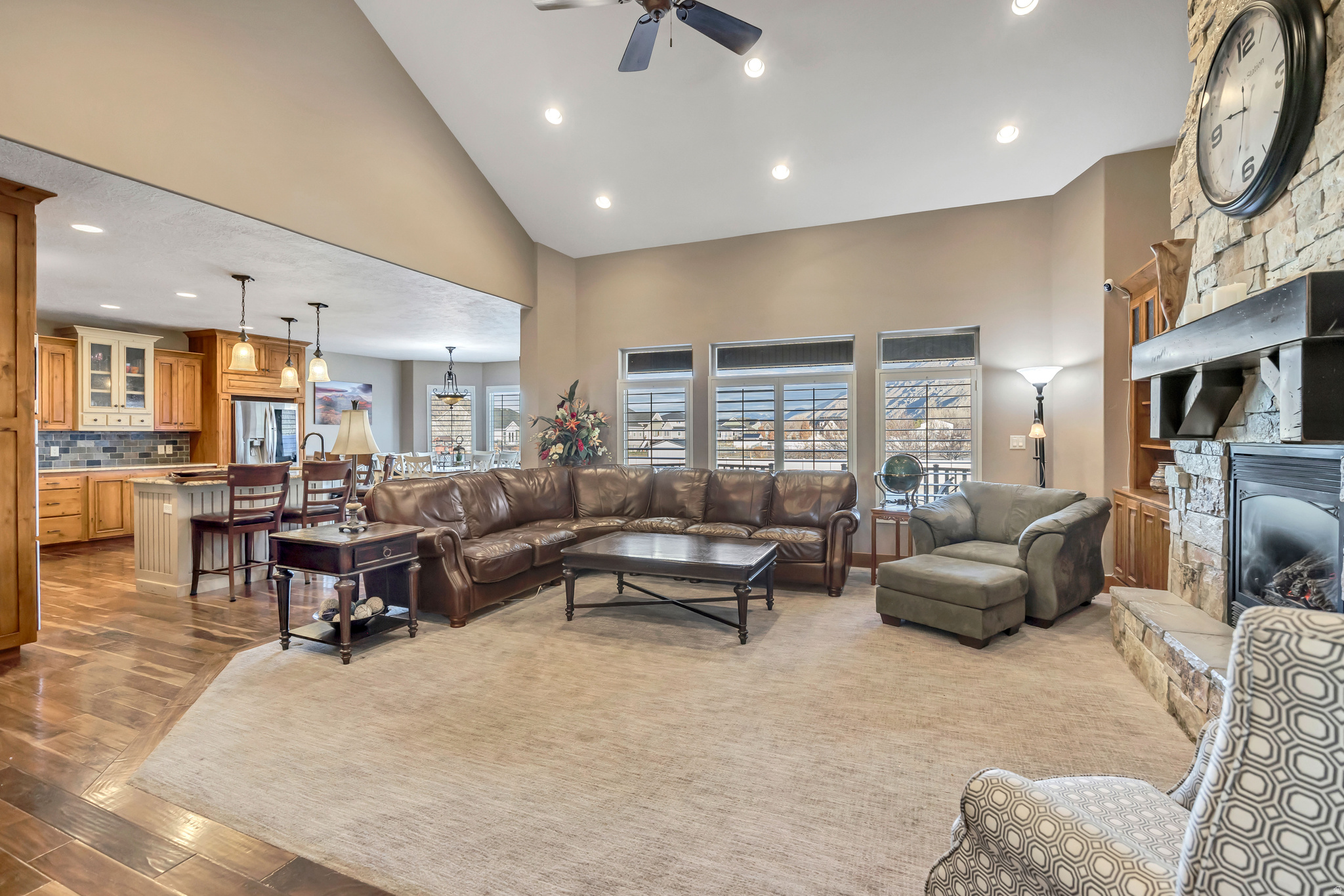 MAPLETON HIGHLANDS - Residential