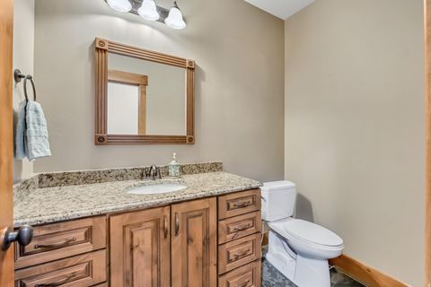 Tiny photo for 896 W 675 S, Mapleton, UT 84664 (MLS # 2129436)