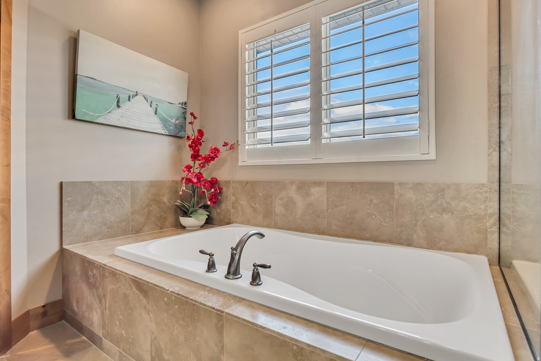 MAPLETON HIGHLANDS - Residential