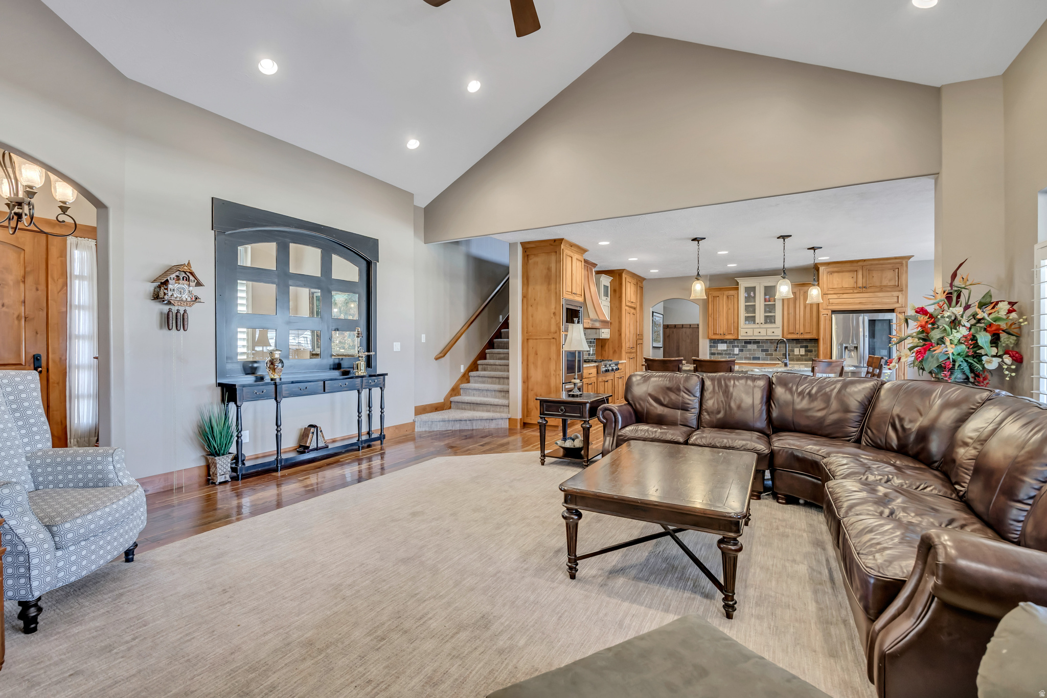 MAPLETON HIGHLANDS - Residential