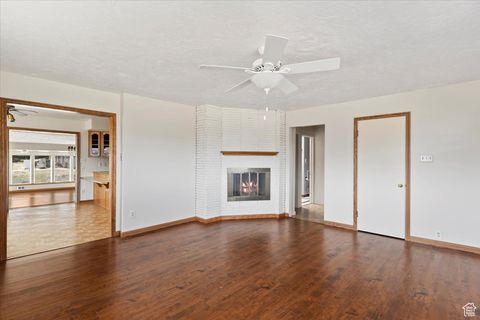 Tiny photo for 445 W 5100 S, Washington Terrace, UT 84405 (MLS # 2067785)