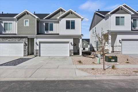 Townhouse For Sale - 687 W 575<br/> Cache County, Smithfield, UT 84335
