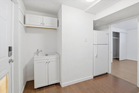 Tiny photo for 71 W 450 S, Kaysville, UT 84037 (MLS # 2121210)