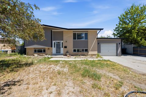 Photo of 4937 S 4015 W, Taylorsville, UT 84129 (MLS # 2153770)