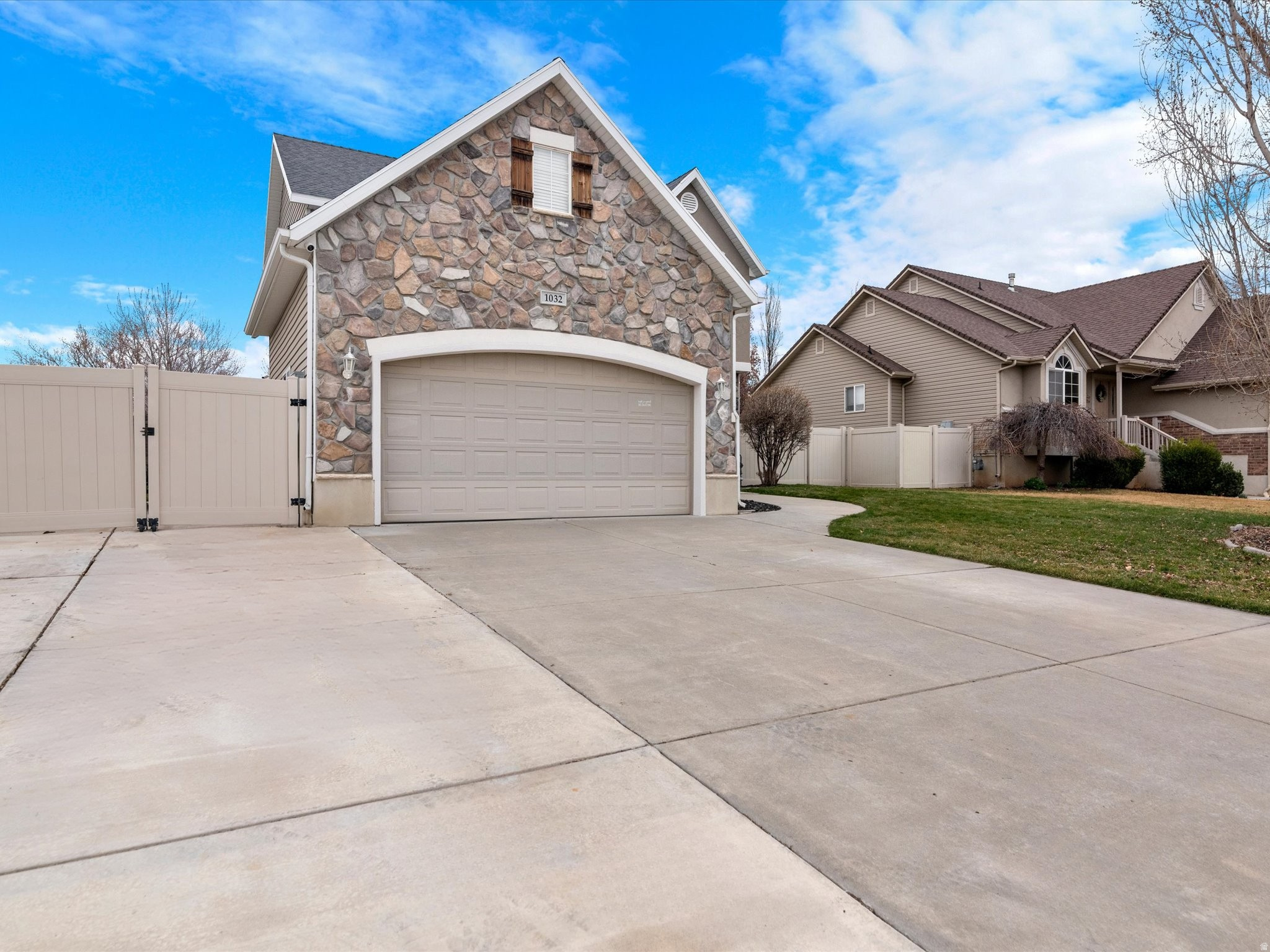 STACI PLACE - Residential