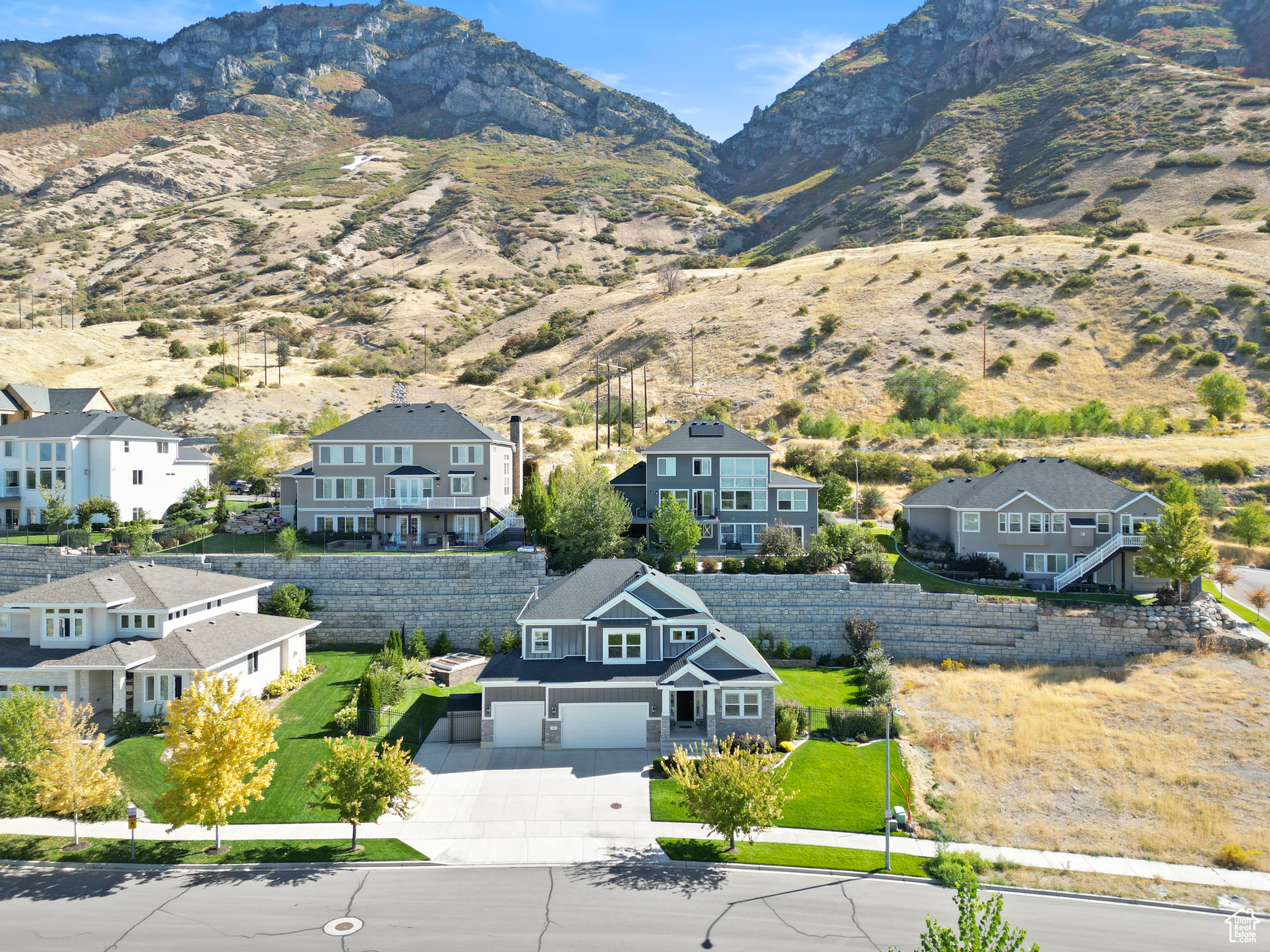 FOOTHILL PARK - Residential