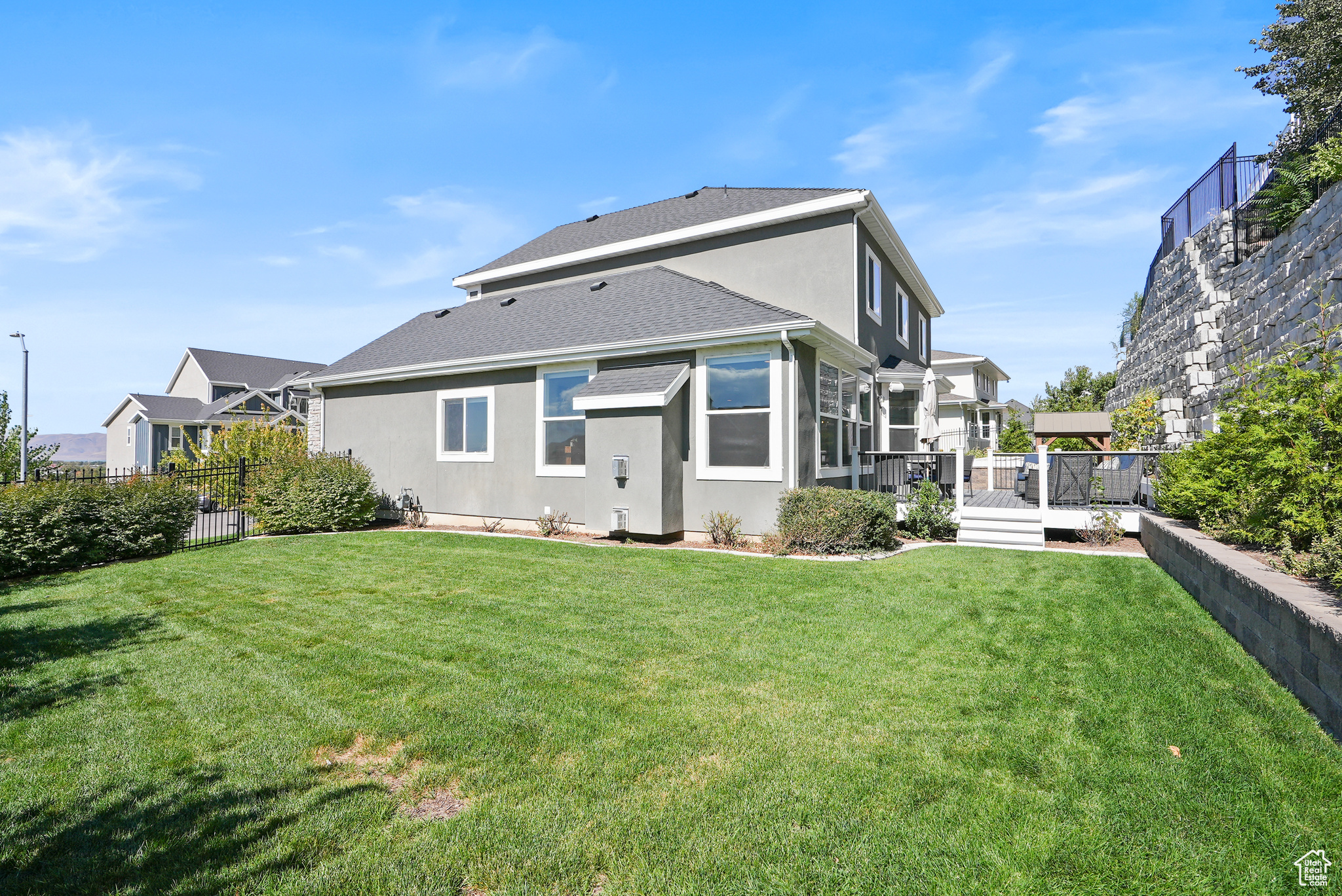 FOOTHILL PARK - Residential