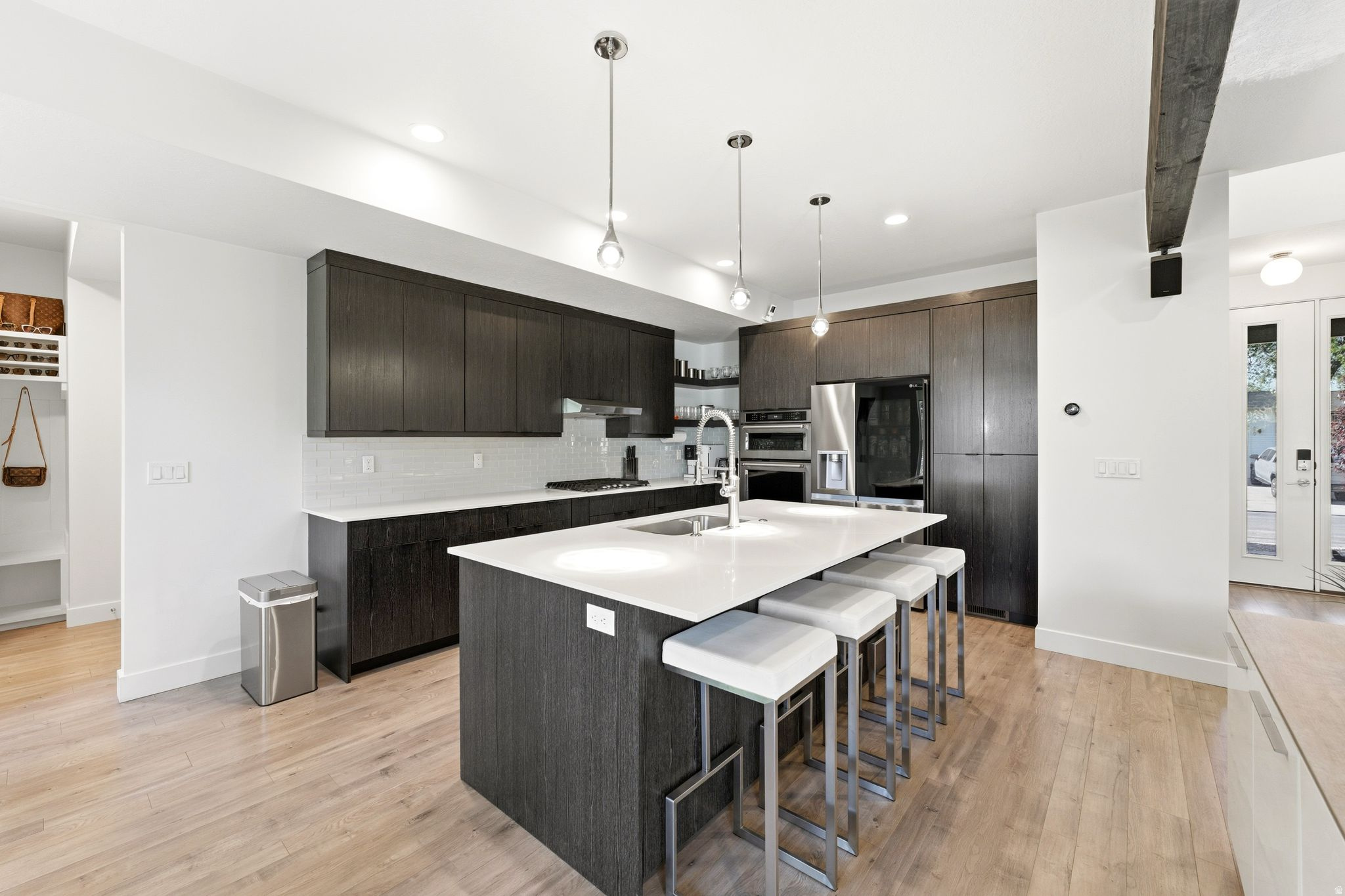 GRAND CAYMAN - Residential