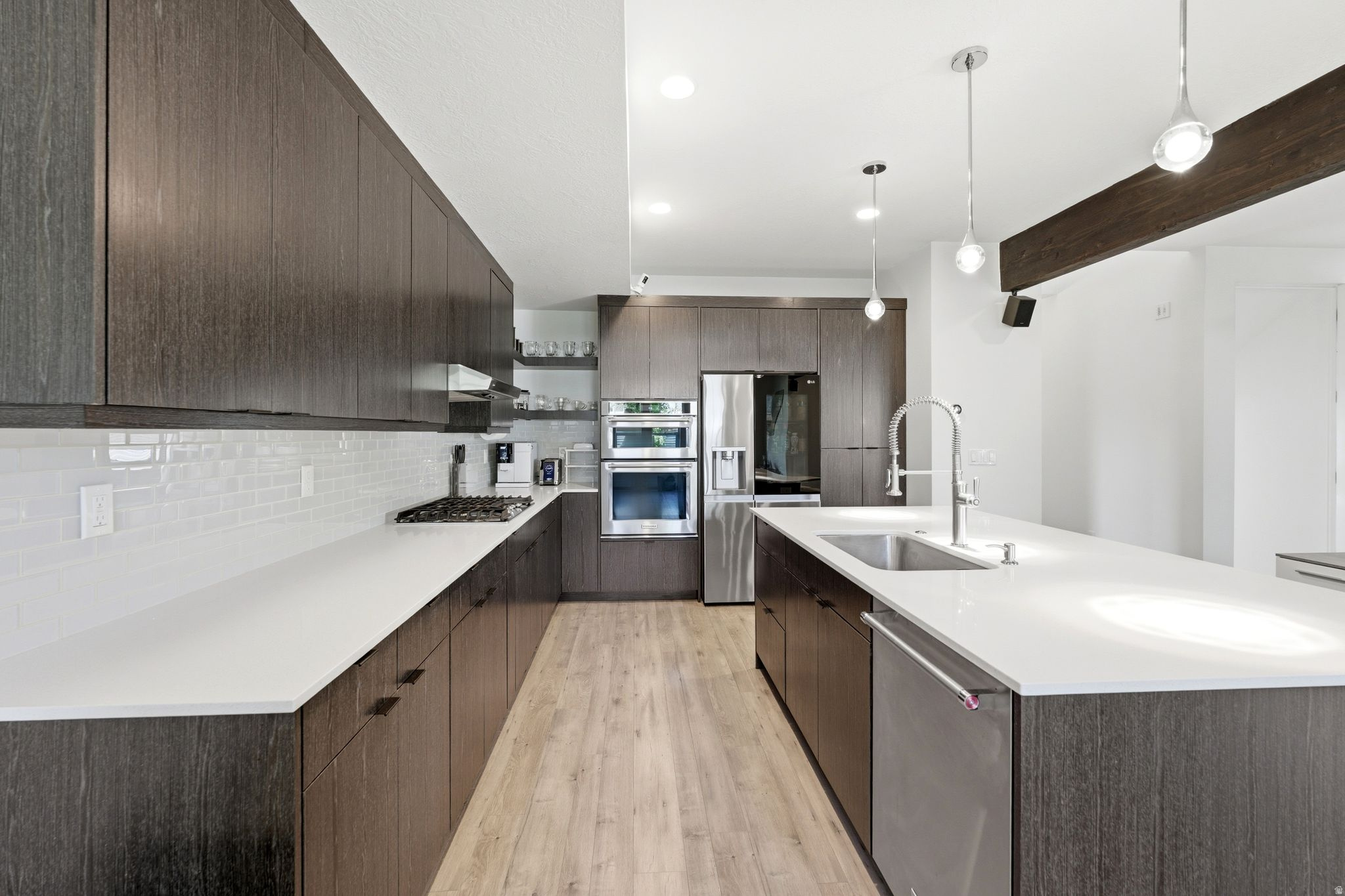 GRAND CAYMAN - Residential