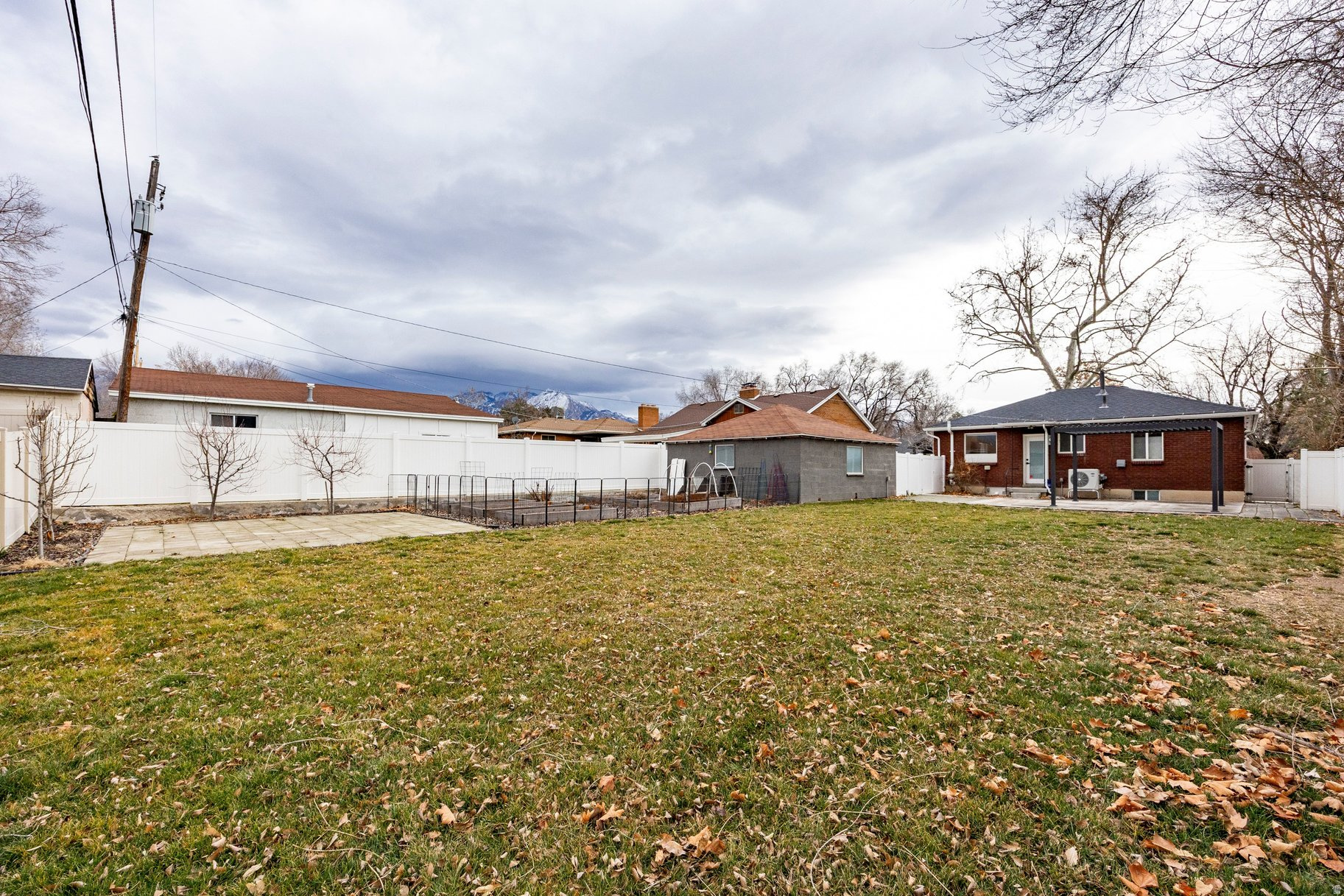 SPRINGVIEW HEIGHTS - Residential