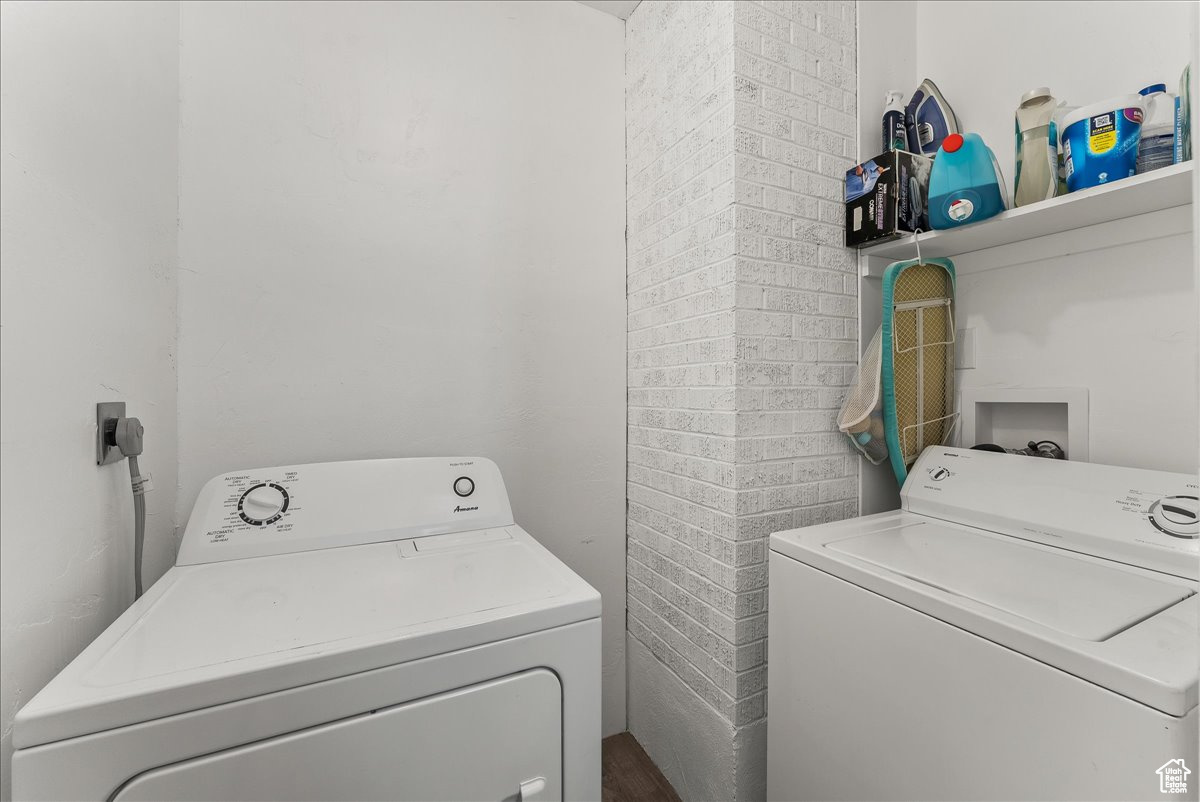 Orem, Utah 84058, United States, 5 Bedrooms Bedrooms, ,2 BathroomsBathrooms,Residential,Active,192002