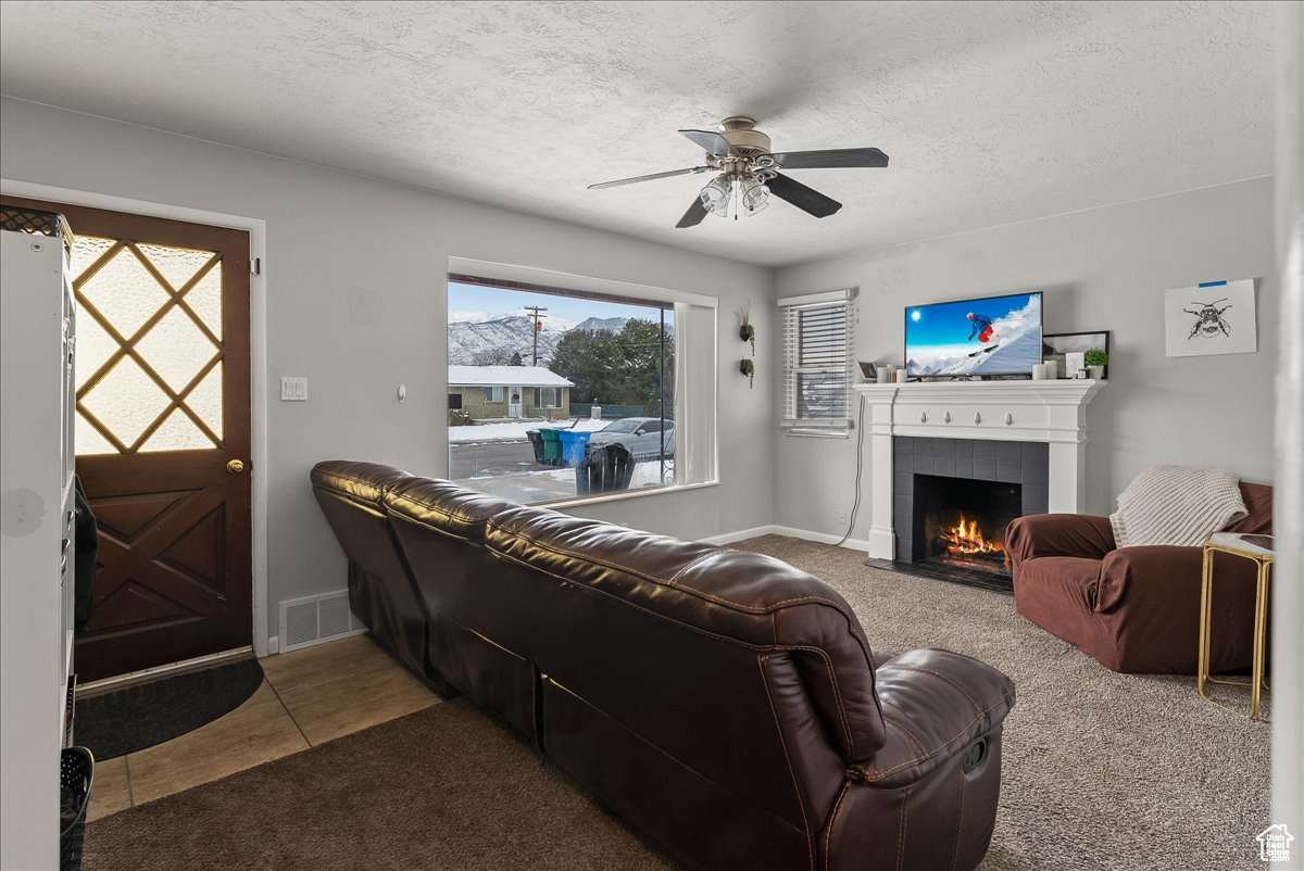 Orem, Utah 84058, United States, 5 Bedrooms Bedrooms, ,2 BathroomsBathrooms,Residential,Active,192002