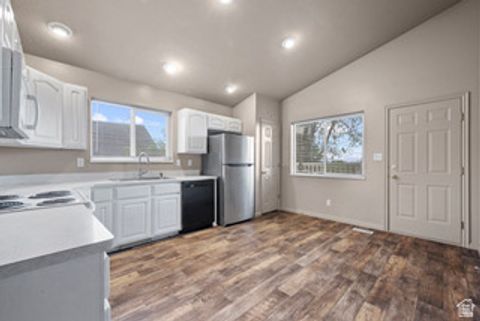 Tiny photo for 1048 S SLATE CANYON DR, Provo, UT 84606 (MLS # 2154150)