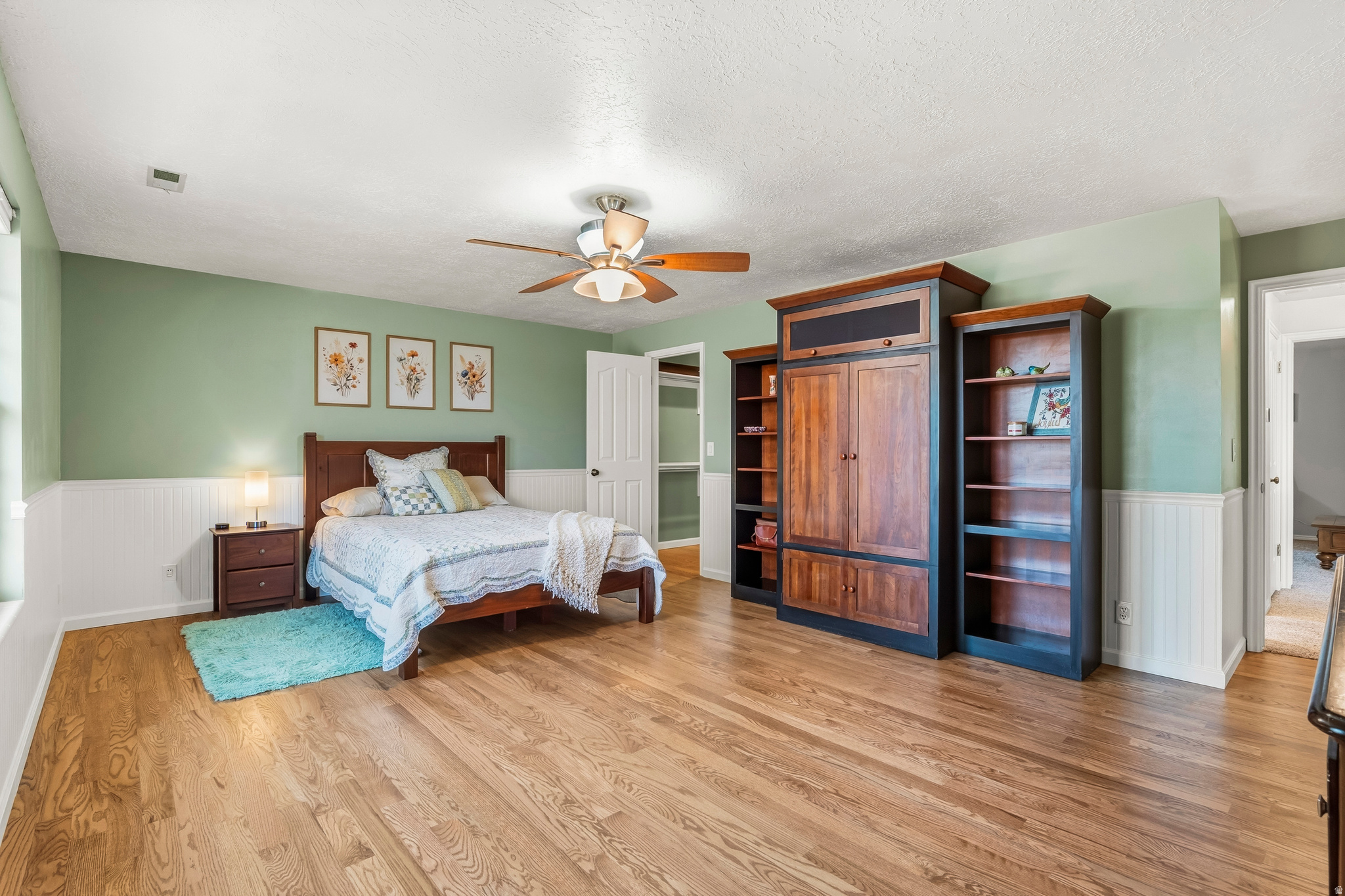 LAKEVIEW HEIGHTS - Residential