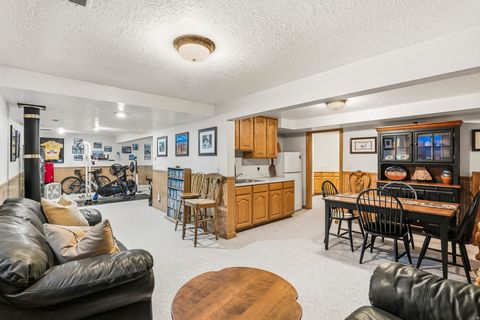 Tiny photo for 674 E 3525 N, North Ogden, UT 84414 (MLS # 2156958)