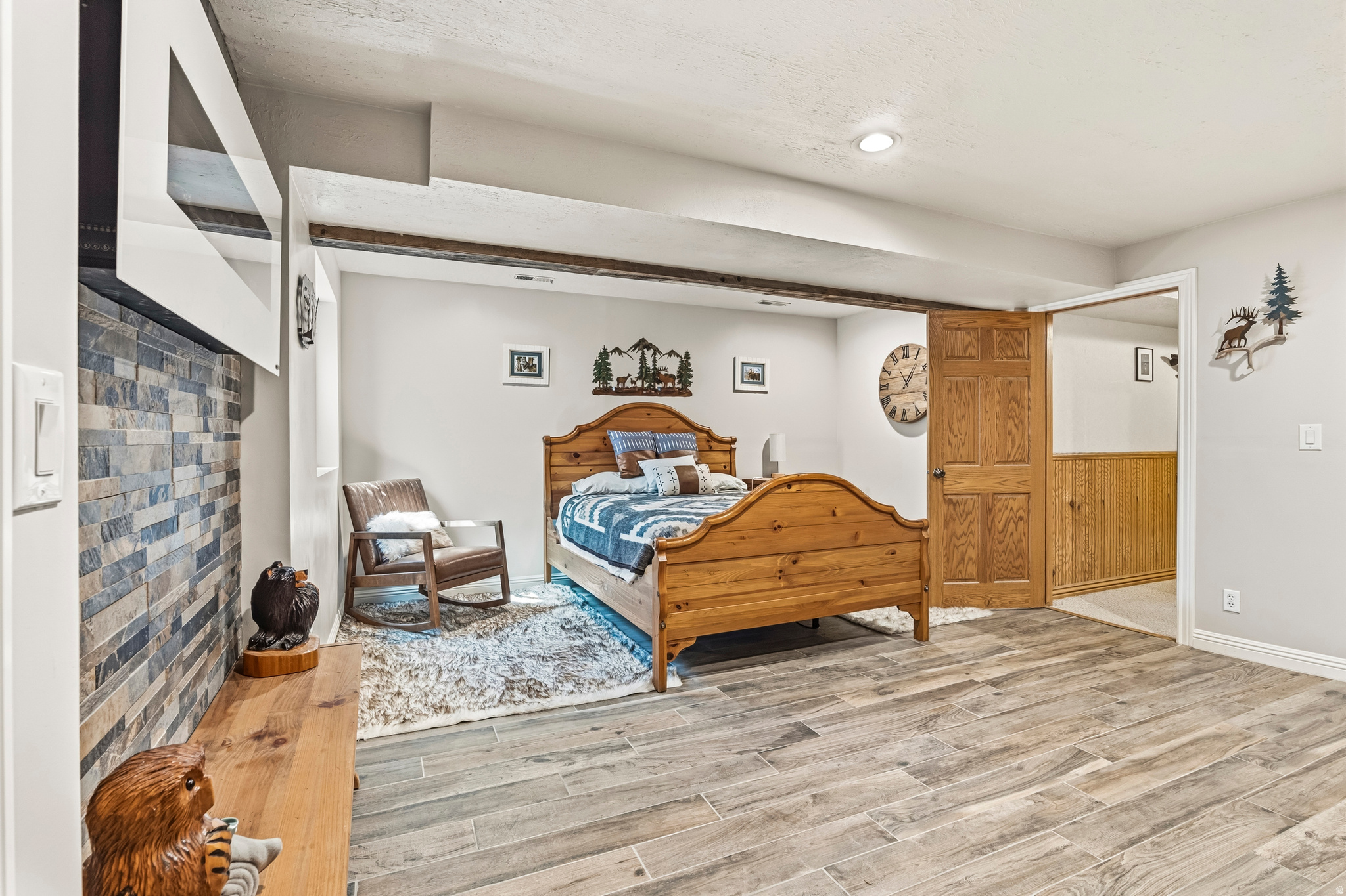 LAKEVIEW HEIGHTS - Residential