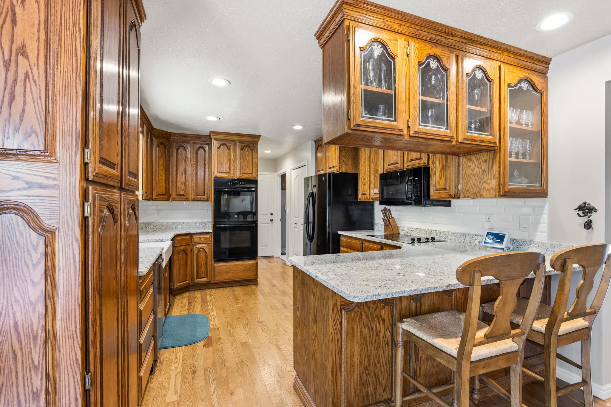 LAKEVIEW HEIGHTS - Residential