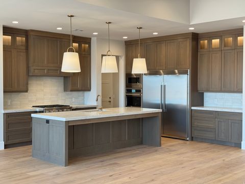 Tiny photo for 4478 S CLIMBER WHARF LN, Washington, UT 84780 (MLS # 2162335)