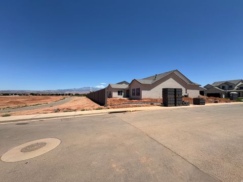 Tiny photo for 4478 S CLIMBER WHARF LN, Washington, UT 84780 (MLS # 2162335)