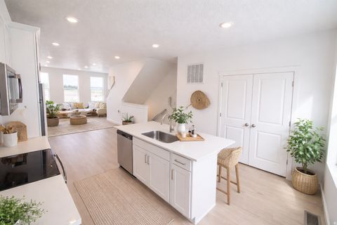 Tiny photo for 929 W HAVORSEN PKWY #224, Saratoga Springs, UT 84045 (MLS # 2159107)